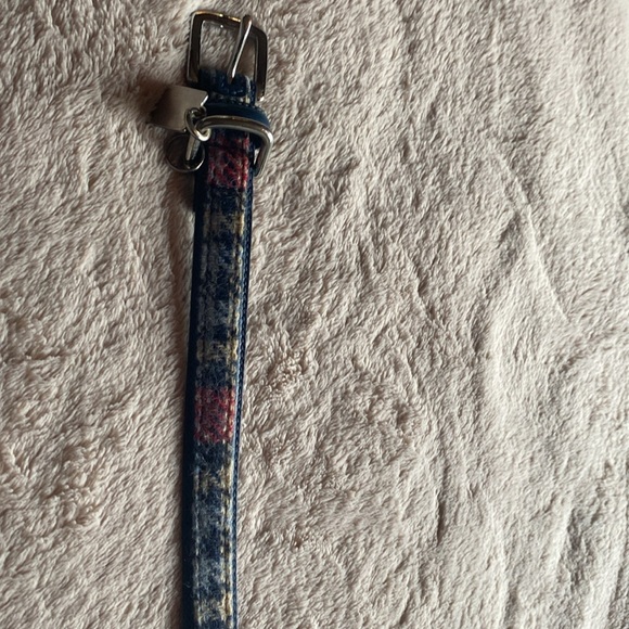 Adorable Coach blue & cream, blue leather trim - Picture 4 of 7